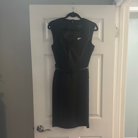 White House Black Market Dresses & Skirts - White House Black Market Elegant Black Midi Dress